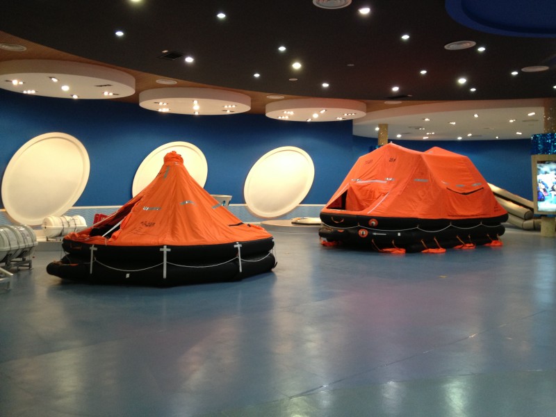 khr-inflatable-liferafts-chongqing-agi-group-co-ltd