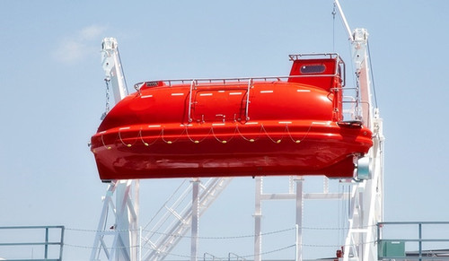  Enclosed Lifeboat